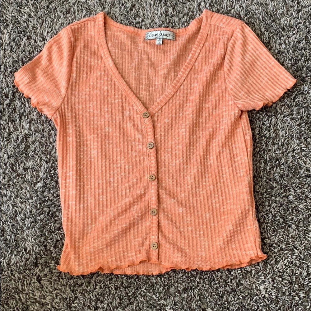 Cropped button tee